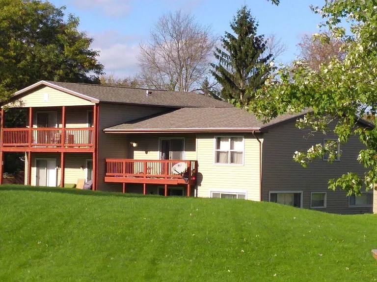 6 Springbrook Cir #D — Photo 3