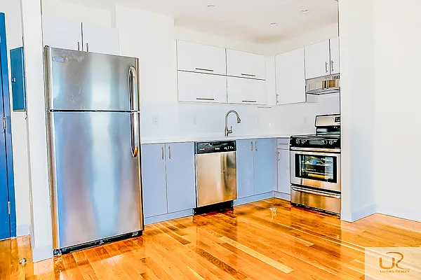 Rented by Urban Realty NYC | media 17