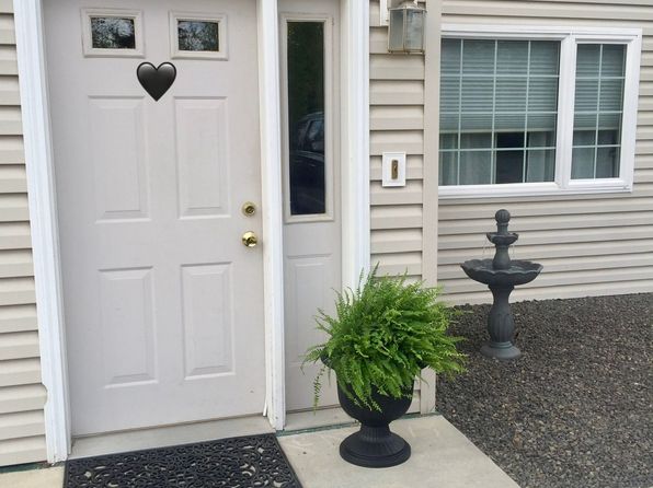 1046 Dogwood St APT 6