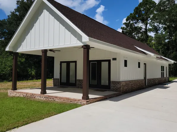 13219 2nd St, Lillian, AL 36549