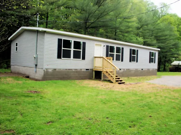 470-480 County House Ln, Marietta, OH 45750