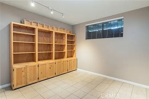 21820 Marylee St #225 — Photo 42