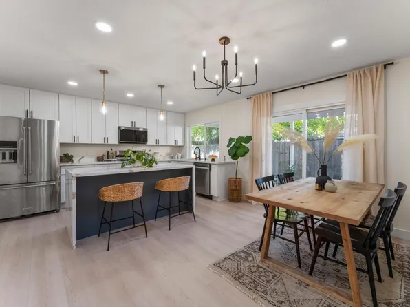 7033 Buskirk Dr, Sacramento, CA 95842