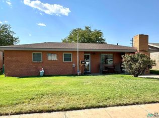 2235 N Acoma Dr, Hobbs, NM 88240