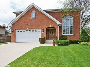 416 Huber Ln, Glenview, IL 60025
