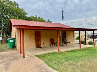 103 W Hamilton, Llano, TX 78643