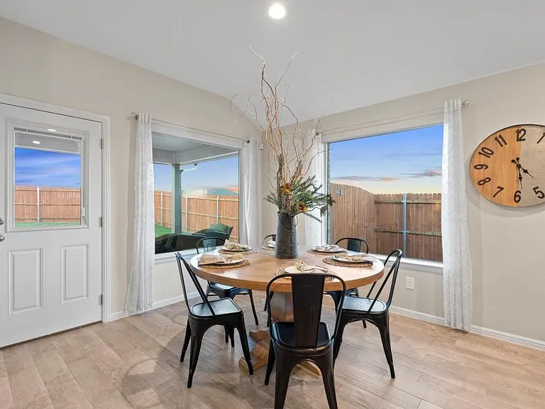 8304 Twisted Pine Way — Photo 15