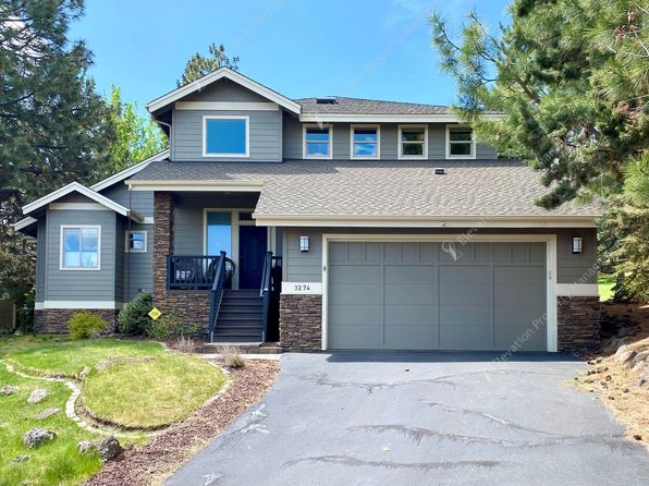 3274 NW Fairway Heights Dr