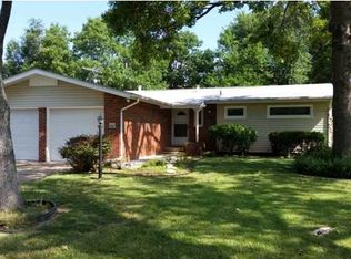9112 W Hickory Ln, Wichita, KS 67212