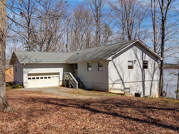 2nd image of 768 Creek View Ln