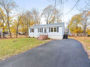 38 Brattle St, Athol, MA 01331