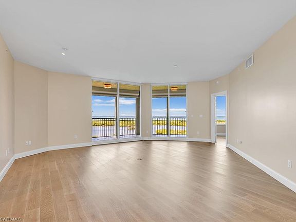 2nd image of 1001 Arbor Lake DR #1102