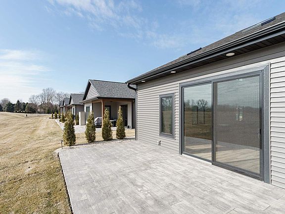 5th image of 365 Ridge View Drive #15