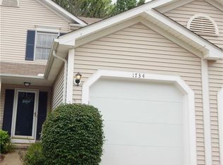 1734 Maxwell Blvd, Brunswick, OH