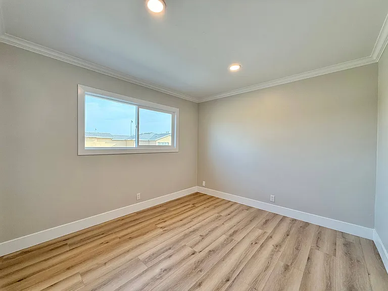 12902 Barranca Ln — Photo 15