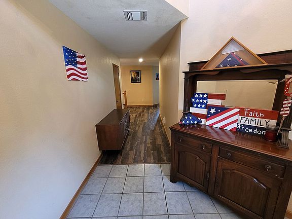 5th image of 8418 Golf Club Cir