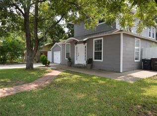 2608 Daisy Ln, Fort Worth, TX 76111