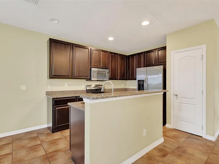 2299 Aloha Bay Ct — Photo 11