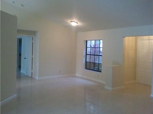 3rd image of 243 NW 47th Ter