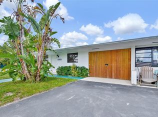 1000 SW 7th St #1010, Hallandale, FL 33009