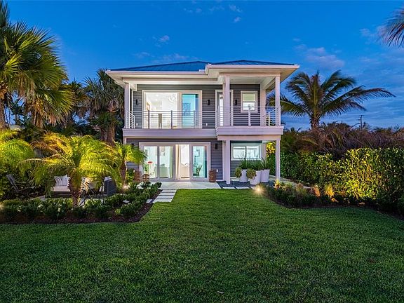 2nd image of 321 Casey Key Rd