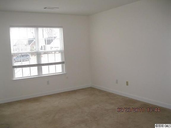 4th image of 2343 Eagle Glen Ct