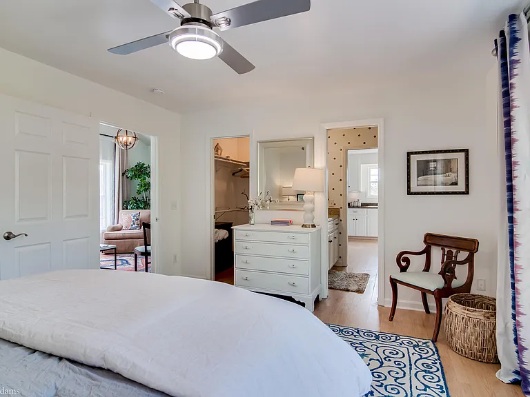 Fox Tail Ct — Photo 6