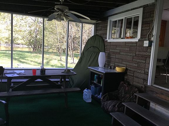 4th image of 1051 Oyster Mill Rd