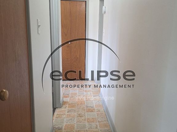 5th image of 731 3rd St