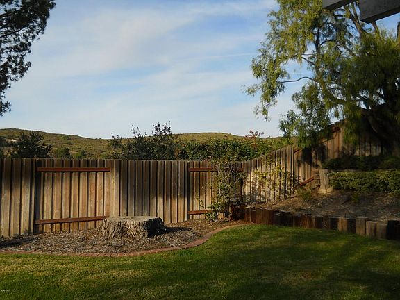 5th image of 49 Cantera St