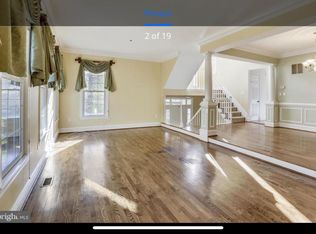 5459 Whitley Park Ter #1, Bethesda, MD 20814