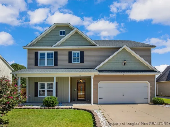 204 Peaceford Ave, Raeford, NC 28376
