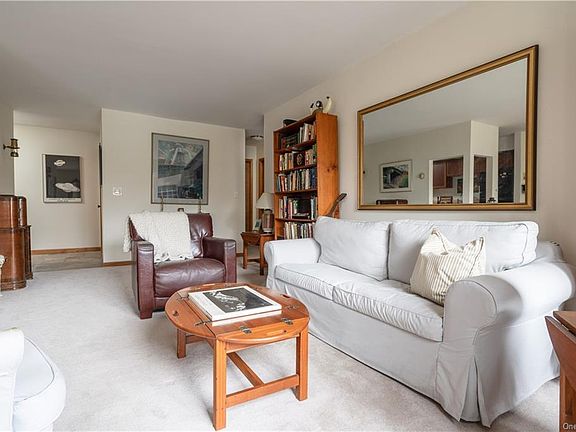 4th image of 109 High Ave APT 202