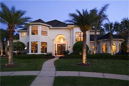 3rd image of 603 Royal Oaks