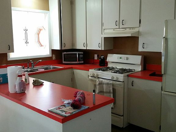 4th image of 8591 S Lakeshore Dr