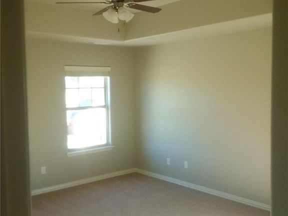5th image of 550 Sorrento Dr