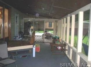 104 Monticello Pl, Fairview Heights, IL 62208