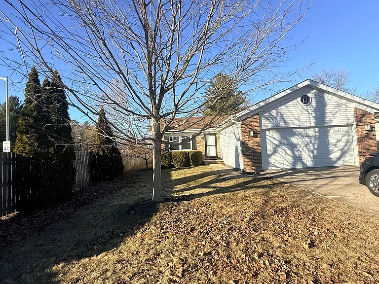 3131 Turning Mill Dr — Photo 1
