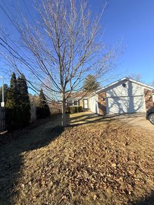 3131 Turning Mill Dr, Springfield, IL, 62704