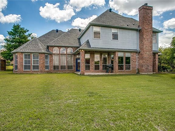 2nd image of 1609 Greenhill Ct