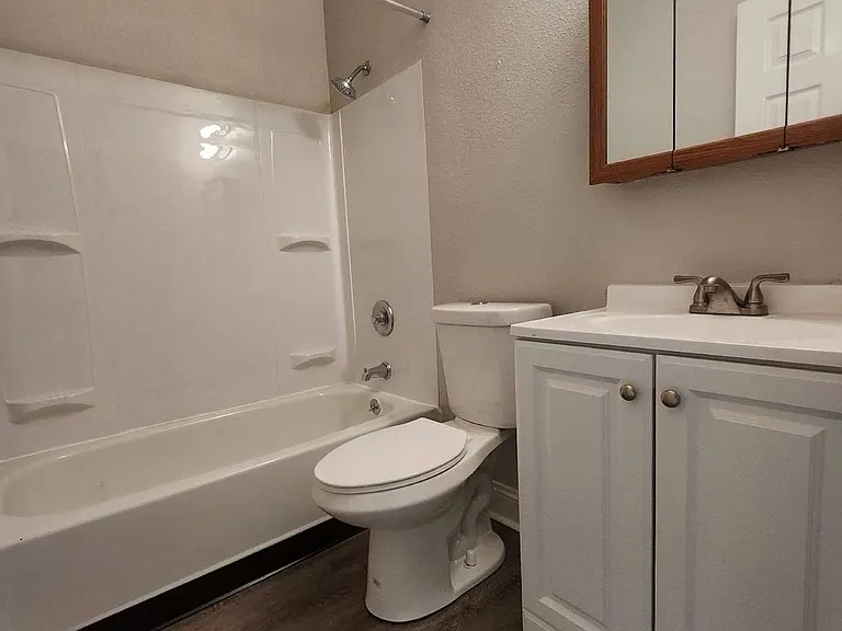 1835 Zebulon Dr #B — Photo 22