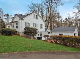 114 Hawthorne Rd, Elkin, NC 28621