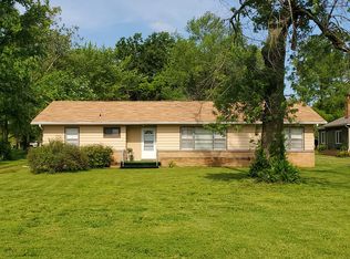 1121 S 220th St, Pittsburg, KS 66762