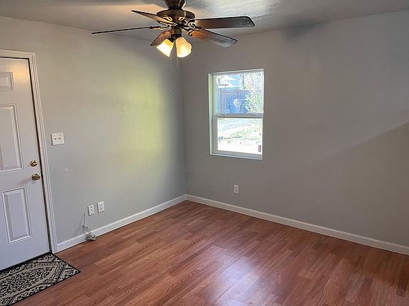 5th image of 1216 Los Robles Blvd #1