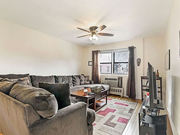 5th image of 15623 80th St #1