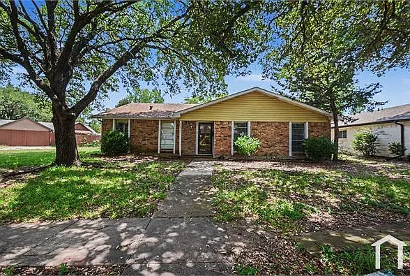 4237 Foliage Dr