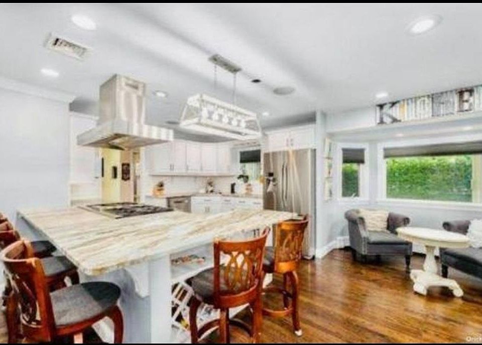 48 Colby Dr, Dix Hills, NY 11746 Zillow