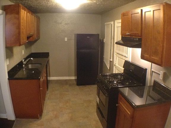 5th image of 2621 N Moreland Blvd APT 1