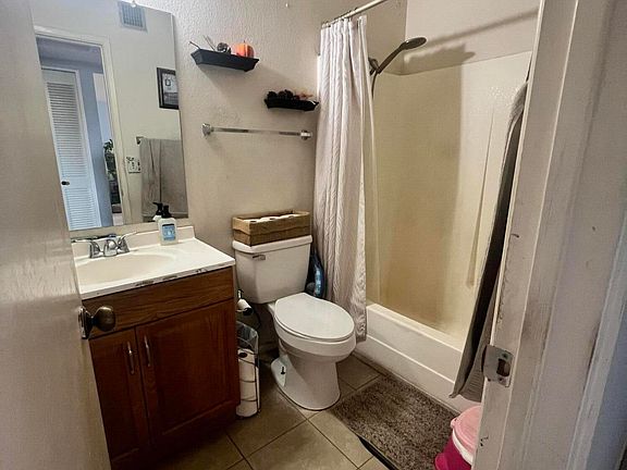 2nd image of 6744 W SAN MIGUEL Avenue