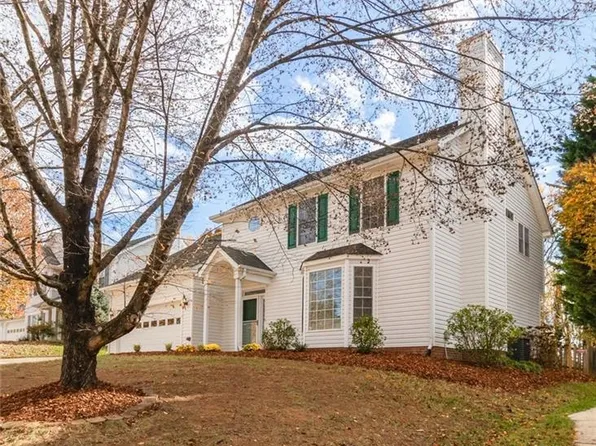 3417 Derbywood Dr, Greensboro, NC 27410